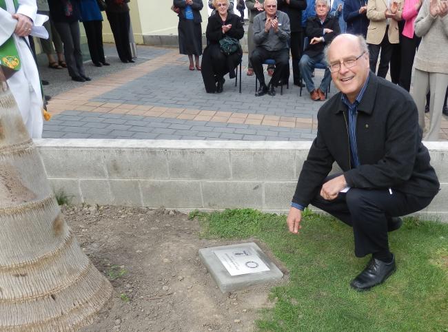 click on photo to return to Rotary Club Photo menu